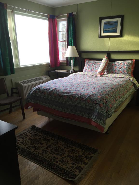 Meems Elliston B&B ภายนอก รูปภาพ