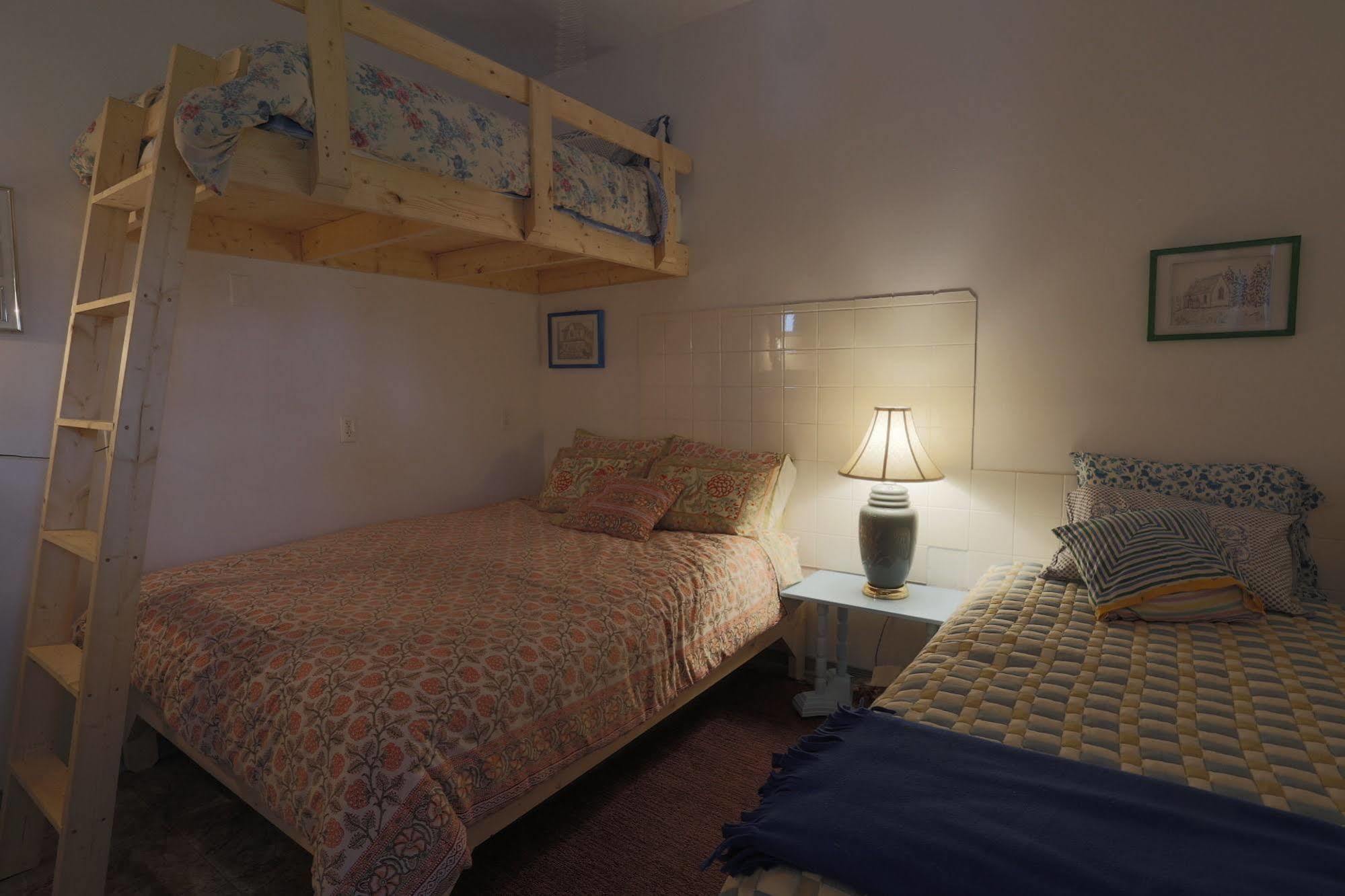 Meems Elliston B&B ภายนอก รูปภาพ
