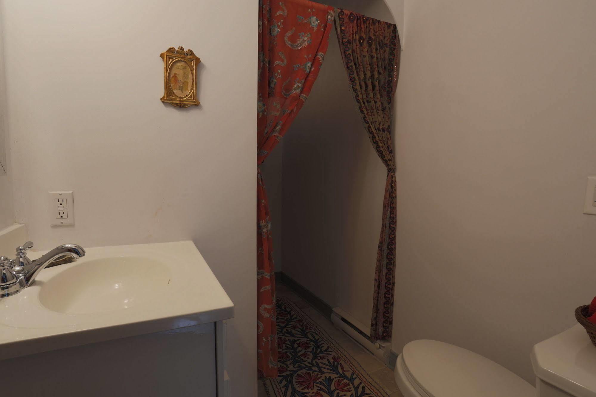 Meems Elliston B&B ภายนอก รูปภาพ
