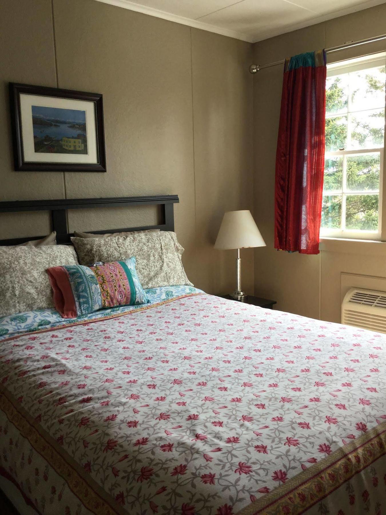 Meems Elliston B&B ภายนอก รูปภาพ